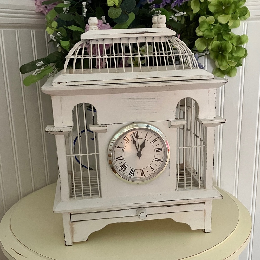 Decorative Shabby Chic Tabletop Birdcage With Clock & Removable Kid